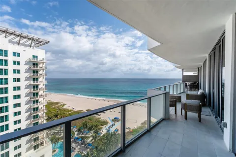 3100 Ocean Drive #H1601