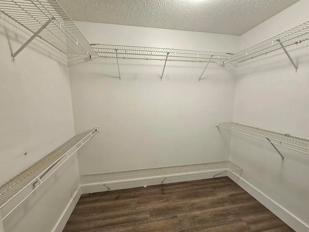 9637 Shadybrook Drive #201 Boynton Beach, FL 33437