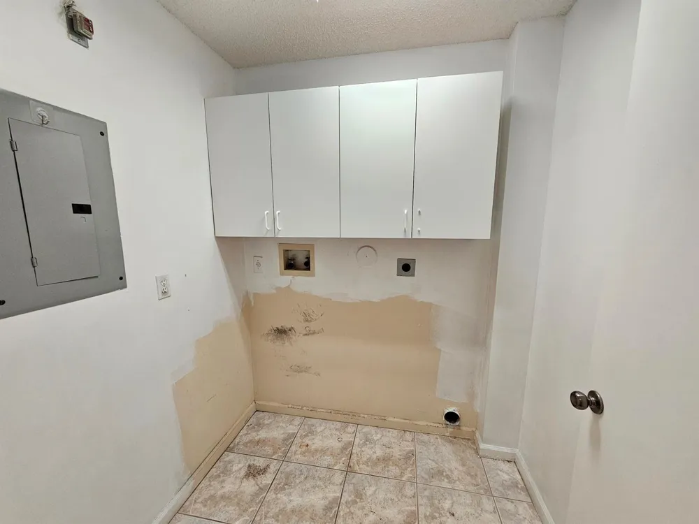 9637 Shadybrook Drive #201 Boynton Beach, FL 33437