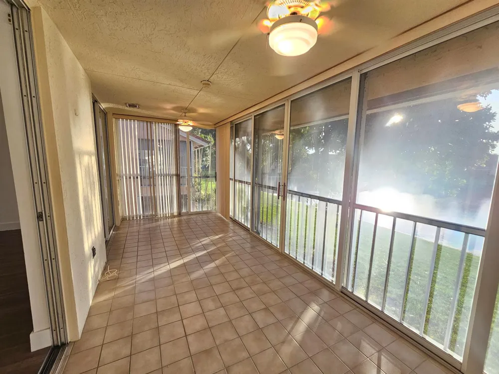 9637 Shadybrook Drive #201 Boynton Beach, FL 33437