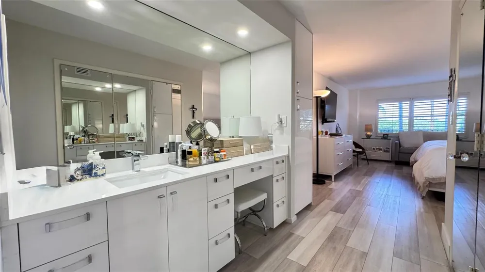 5100 Ocean Boulevard #313 Lauderdale By The Sea, FL 33308