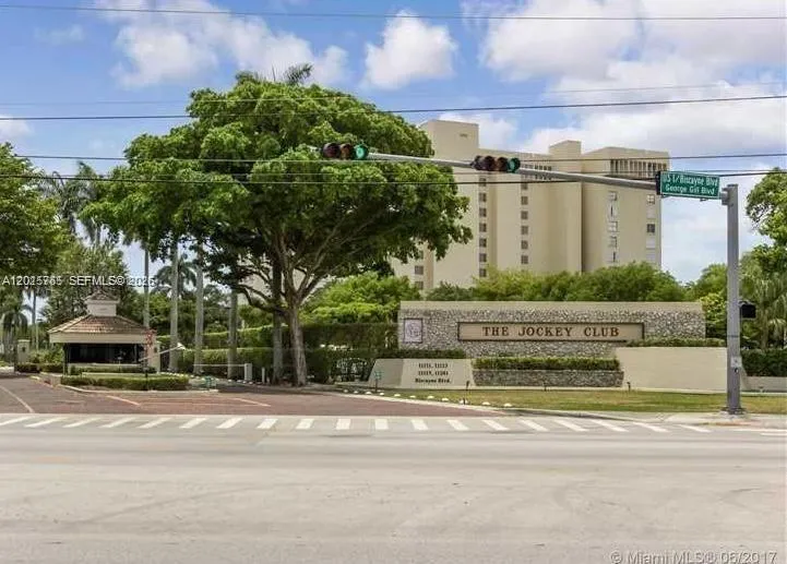 11111 Biscayne Blvd #17D Miami, FL 33181