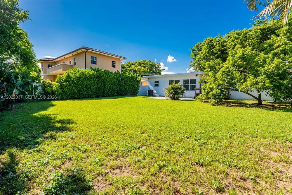 66 NW 87th St El Portal, FL 33150