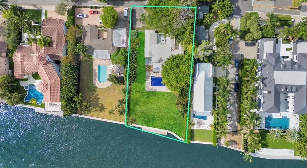 1 Fisher Lane Delray Beach, FL 33483