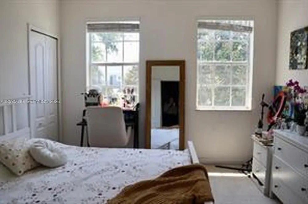 9395 Flowering Cottonwood Orlando, FL 32832