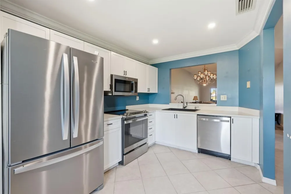 6901 SE Constitution Boulevard #102 Hobe Sound, FL 33455