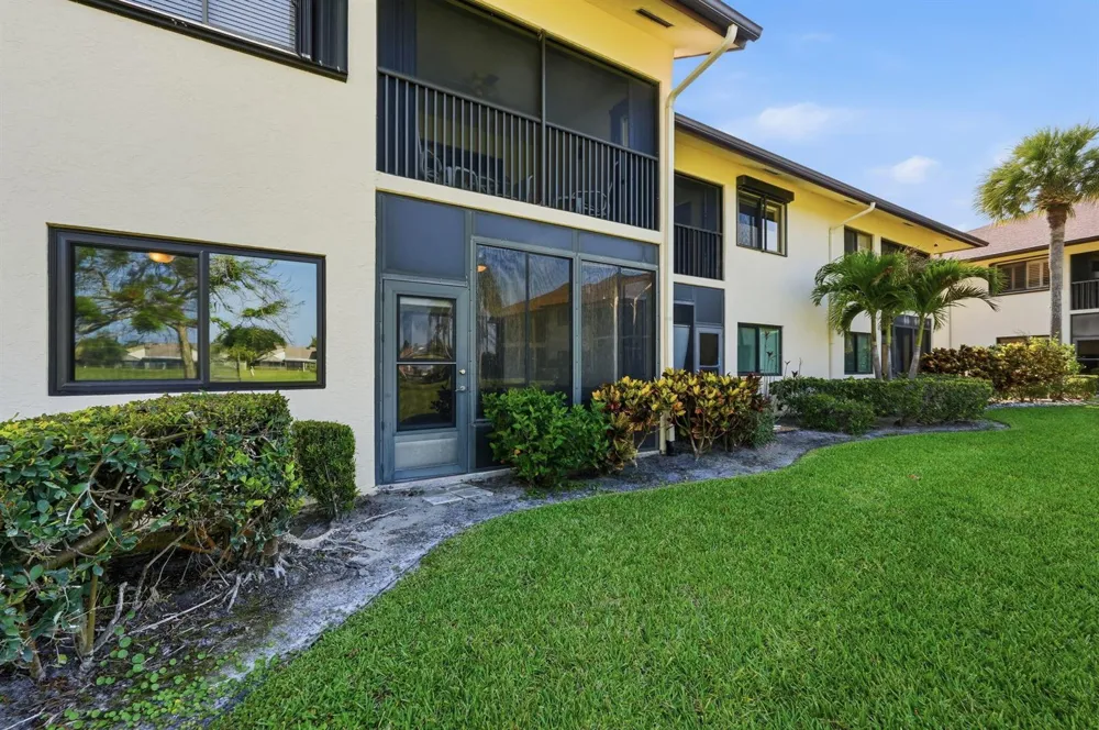 6901 SE Constitution Boulevard #102 Hobe Sound, FL 33455