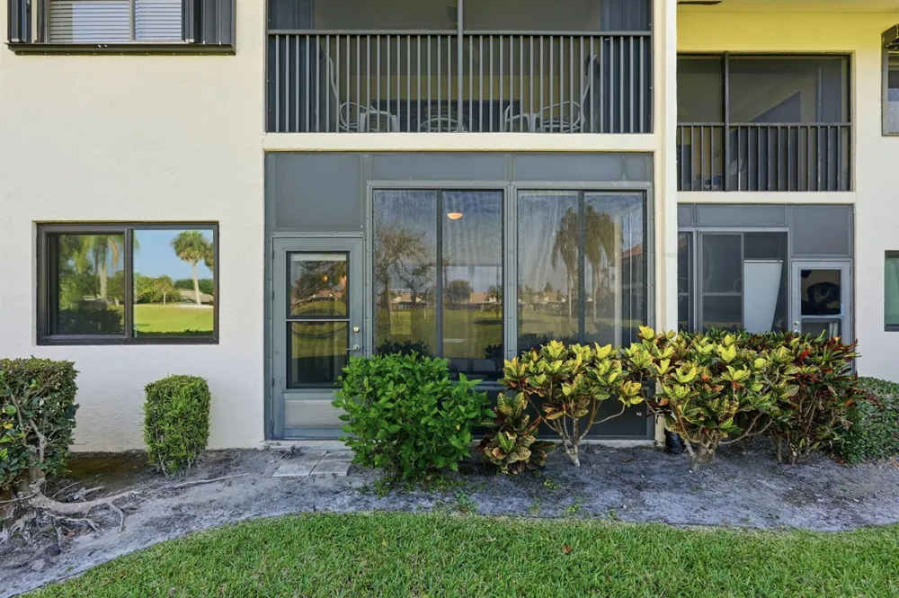 6901 SE Constitution Boulevard #102 Hobe Sound, FL 33455