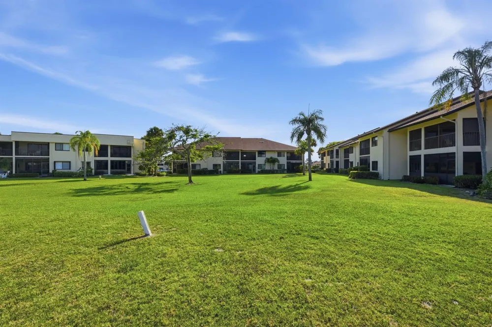 6901 SE Constitution Boulevard #102 Hobe Sound, FL 33455