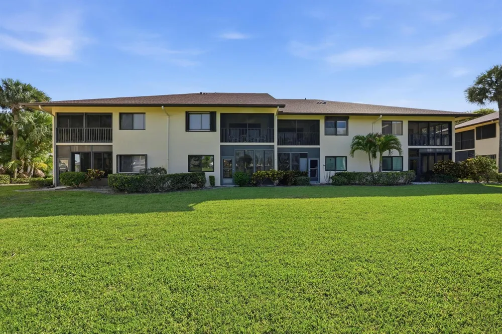6901 SE Constitution Boulevard #102 Hobe Sound, FL 33455