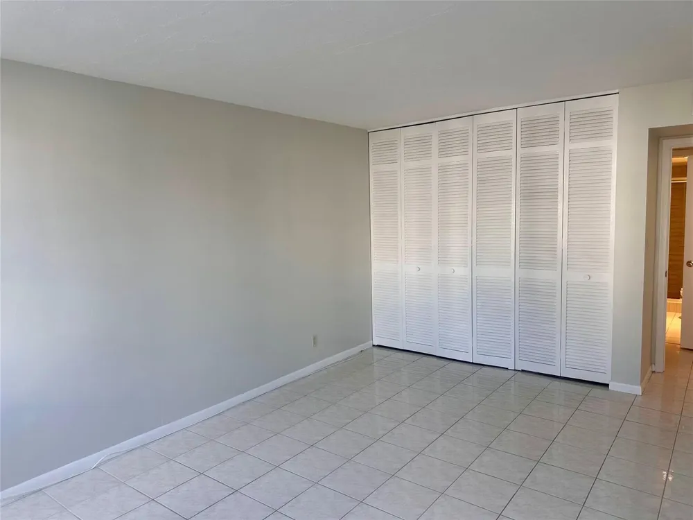 1149 Hillsboro Mile #309 Hillsboro Beach, FL 33062