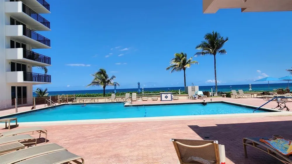 1149 Hillsboro Mile #309 Hillsboro Beach, FL 33062
