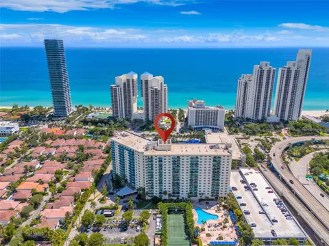 19370 Collins Ave #823