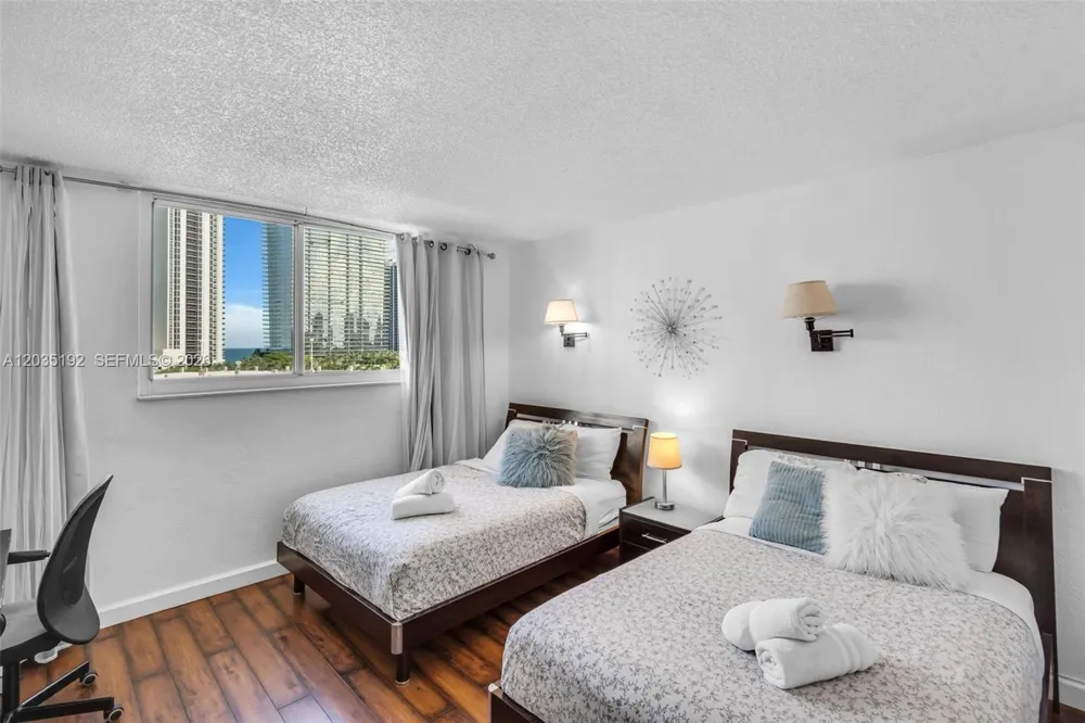 19370 Collins Ave #823 Sunny Isles Beach, FL 33160