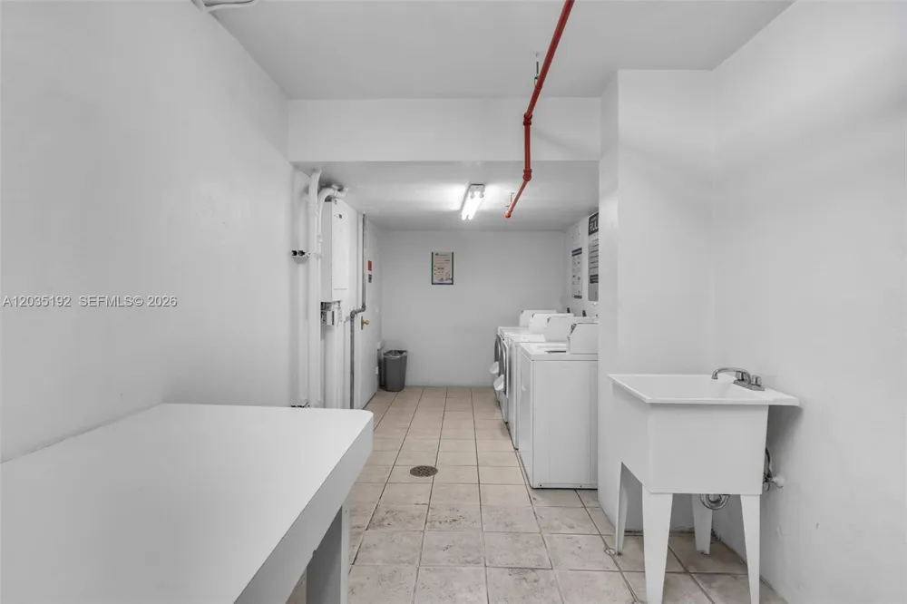 19370 Collins Ave #823 Sunny Isles Beach, FL 33160