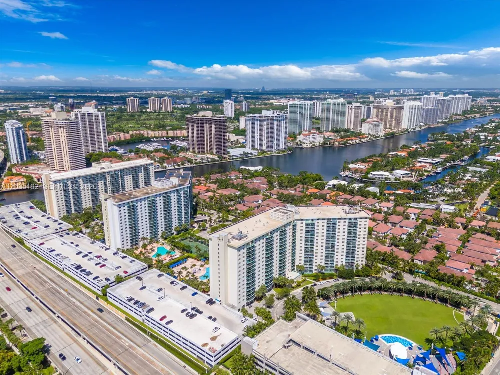 19370 Collins Ave #823 Sunny Isles Beach, FL 33160