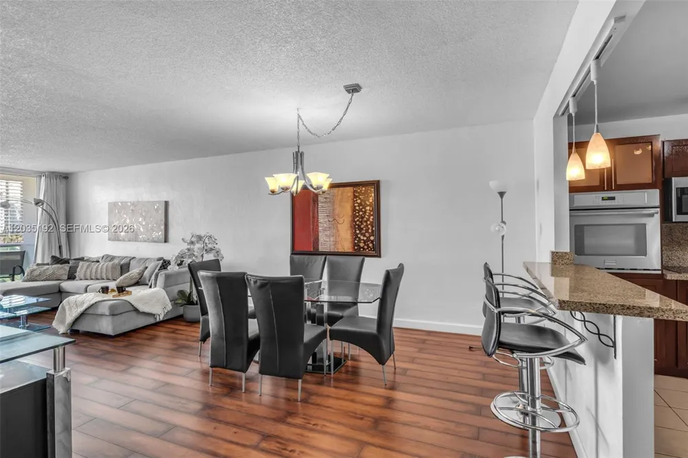 19370 Collins Ave #823 Sunny Isles Beach, FL 33160