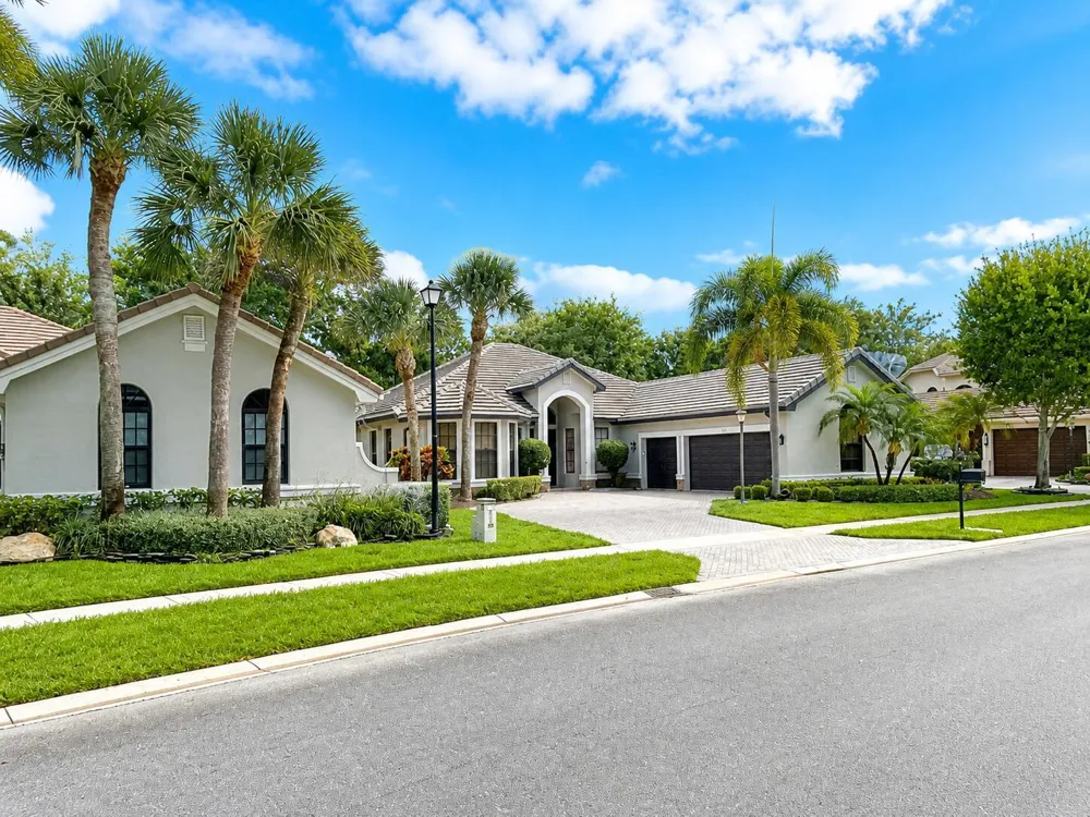 10295 Trianon Place Wellington, FL 33449