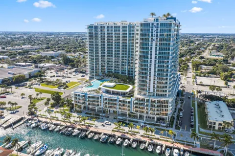 220 Lake Shore Drive #1121