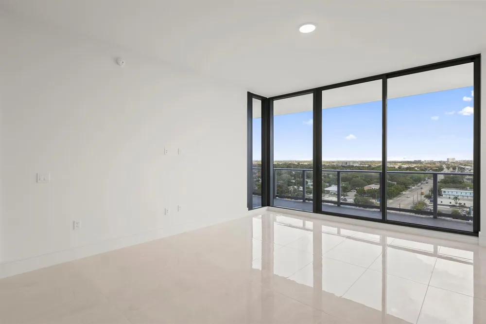 220 Lake Shore Drive #1121 Lake Park, FL 33403