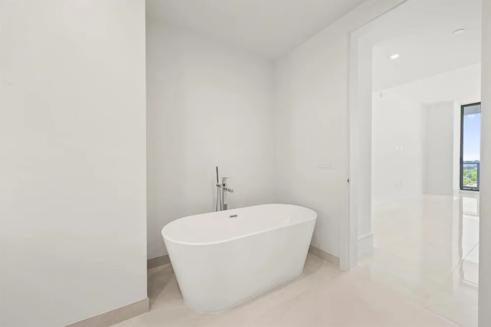 220 Lake Shore Drive #1121 Lake Park, FL 33403