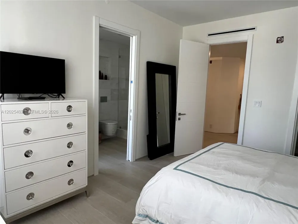 201 Crandon Blvd #642 Key Biscayne, FL 33149