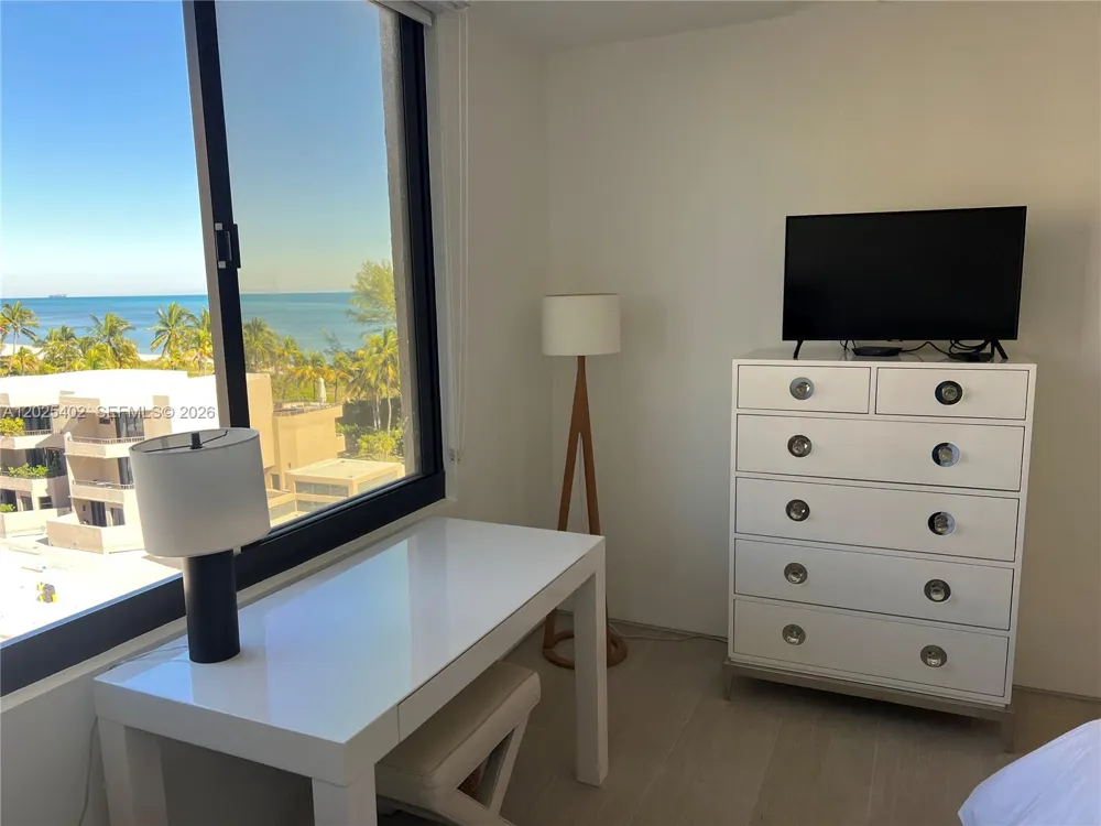 201 Crandon Blvd #642 Key Biscayne, FL 33149