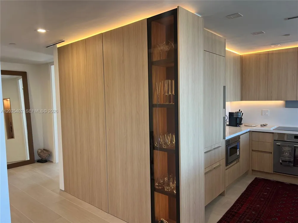 201 Crandon Blvd #642 Key Biscayne, FL 33149