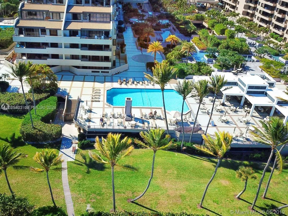 201 Crandon Blvd #642 Key Biscayne, FL 33149