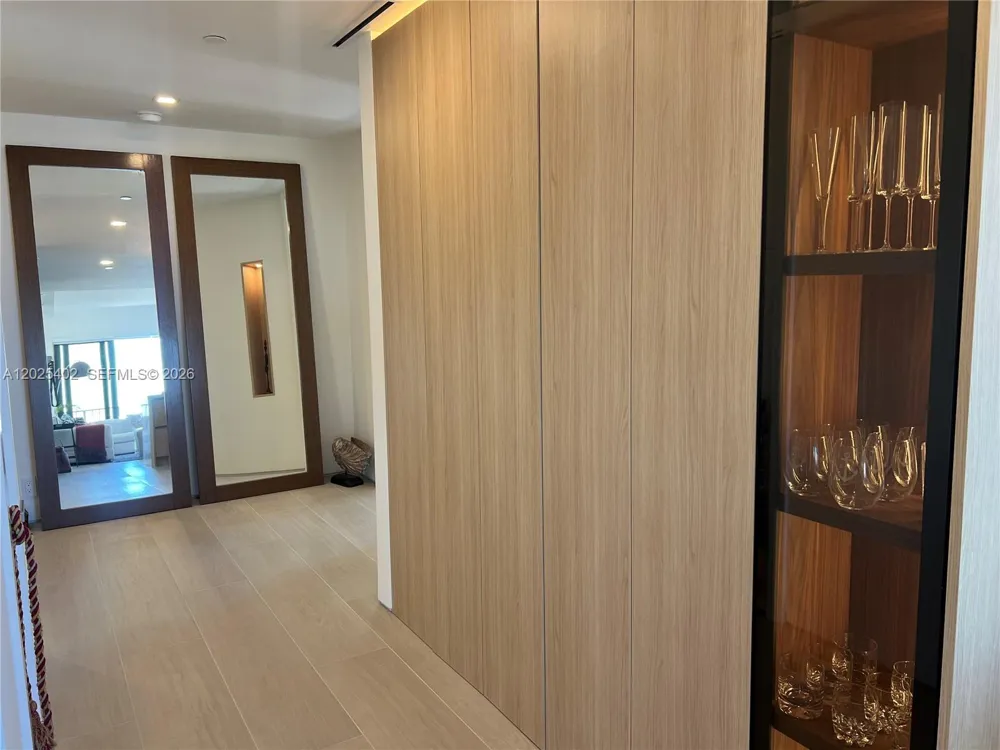201 Crandon Blvd #642 Key Biscayne, FL 33149
