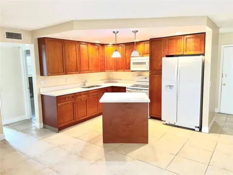 4425 Treehouse Lane #A