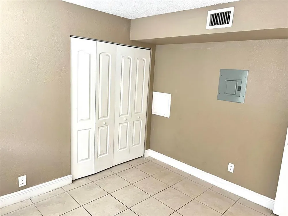 4425 Treehouse Lane #A Tamarac, FL 33319