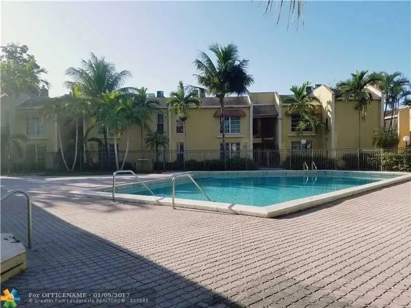 4425 Treehouse Lane #A Tamarac, FL 33319