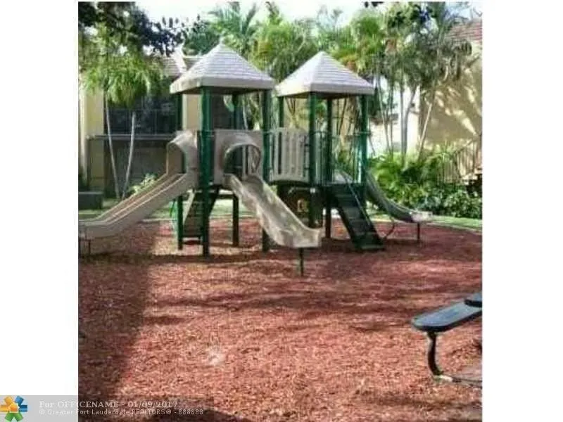4425 Treehouse Lane #A Tamarac, FL 33319