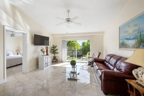 1100 Crestwood Court #1110