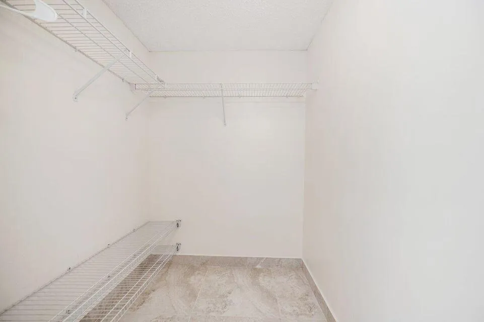 1100 Crestwood Court #1110 Royal Palm Beach, FL 33411