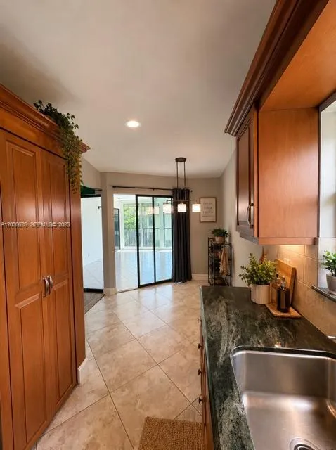 3380 Lucerne Park Dr #4B Green Acres, FL 33467