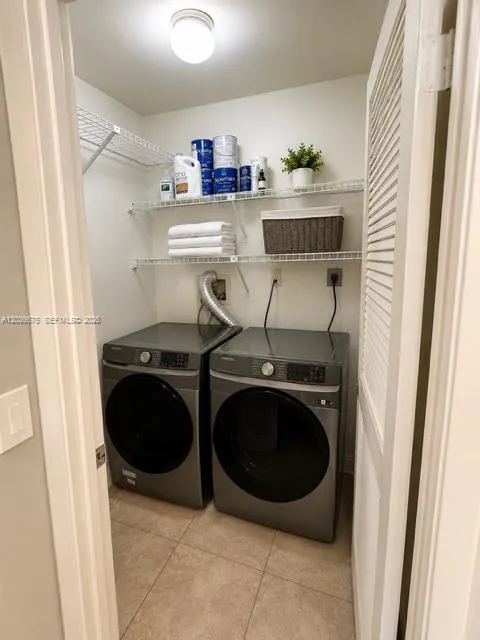 3380 Lucerne Park Dr #4B Green Acres, FL 33467