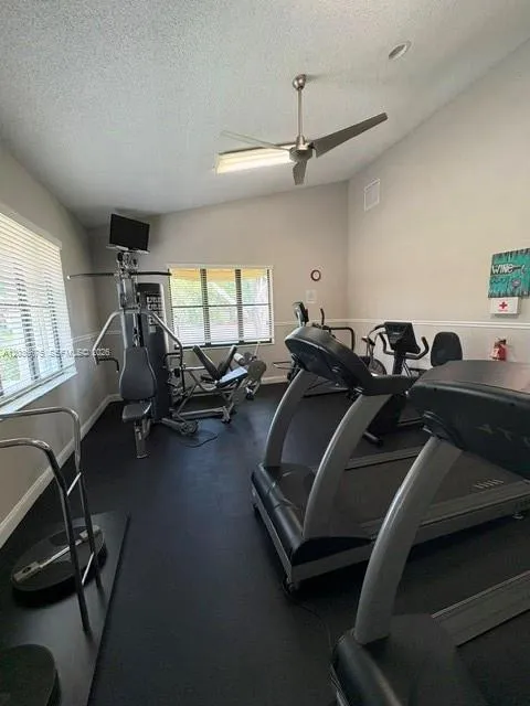 3380 Lucerne Park Dr #4B Green Acres, FL 33467