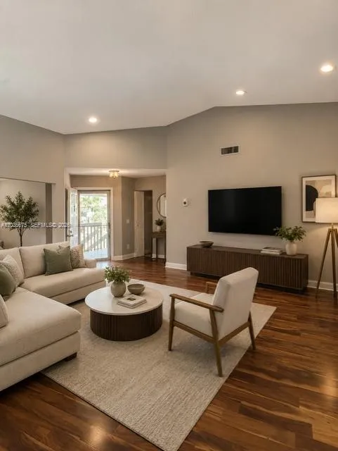 3380 Lucerne Park Dr #4B Green Acres, FL 33467