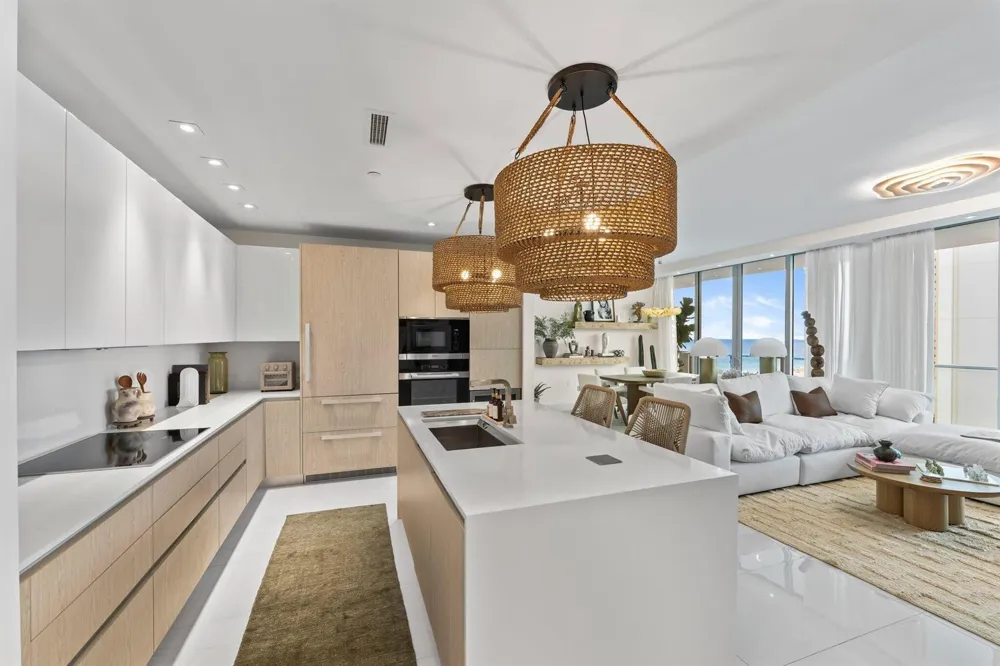 3100 Ocean Drive #H1006 Singer Island, FL 33404