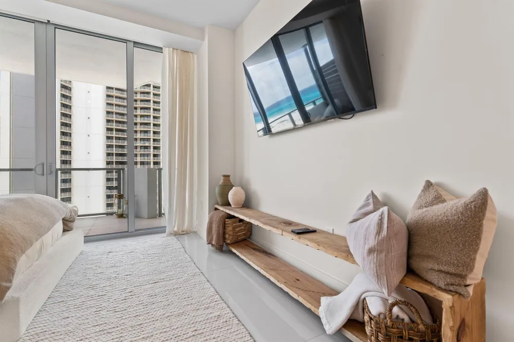 3100 Ocean Drive #H1006 Singer Island, FL 33404