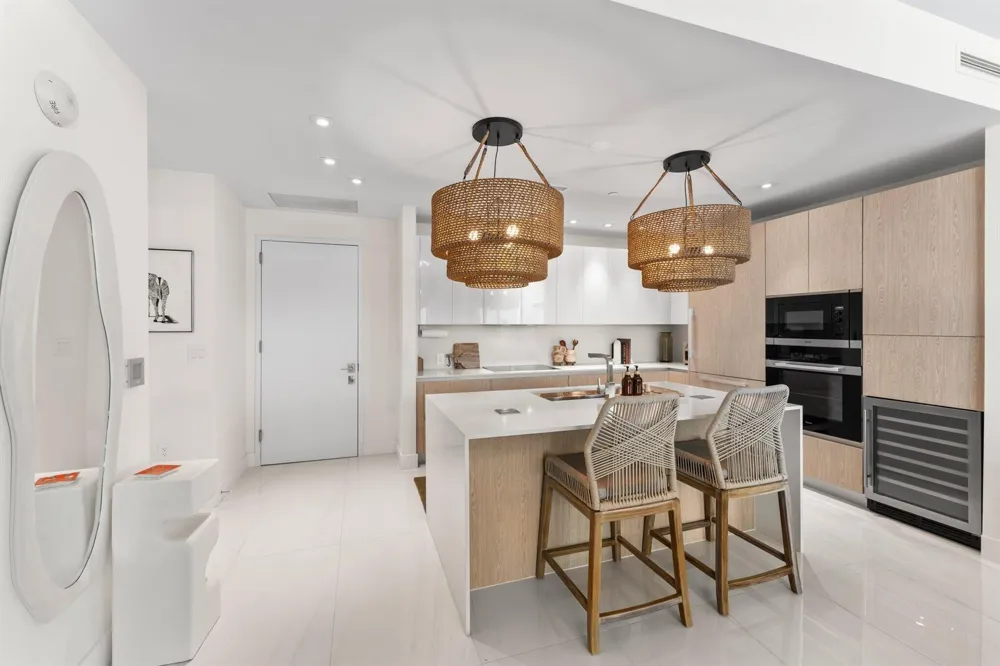 3100 Ocean Drive #H1006 Singer Island, FL 33404
