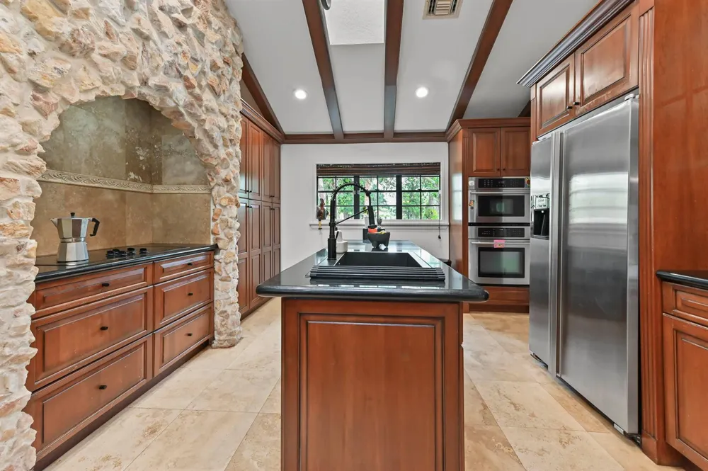 1339 Gallop Drive Loxahatchee, FL 33470