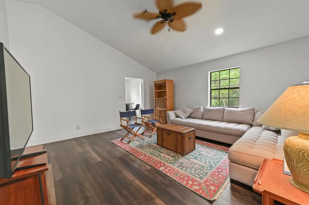 1339 Gallop Drive Loxahatchee, FL 33470