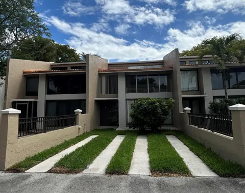 750 E Coco Plum Circle #2