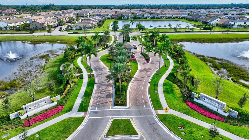 8347 Cadre Noir Road Lake Worth, FL 33467