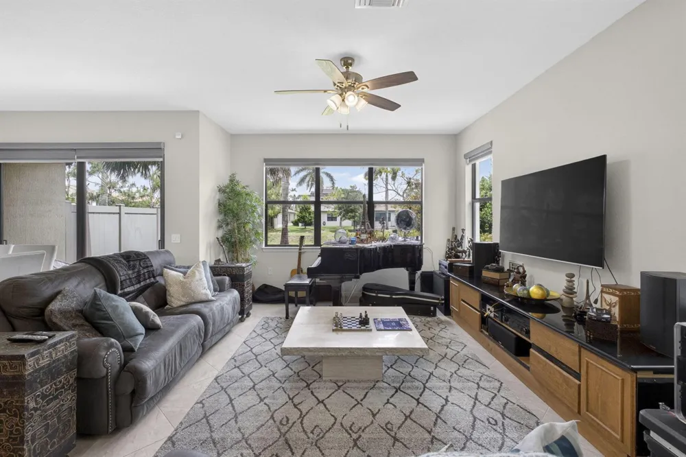 8347 Cadre Noir Road Lake Worth, FL 33467