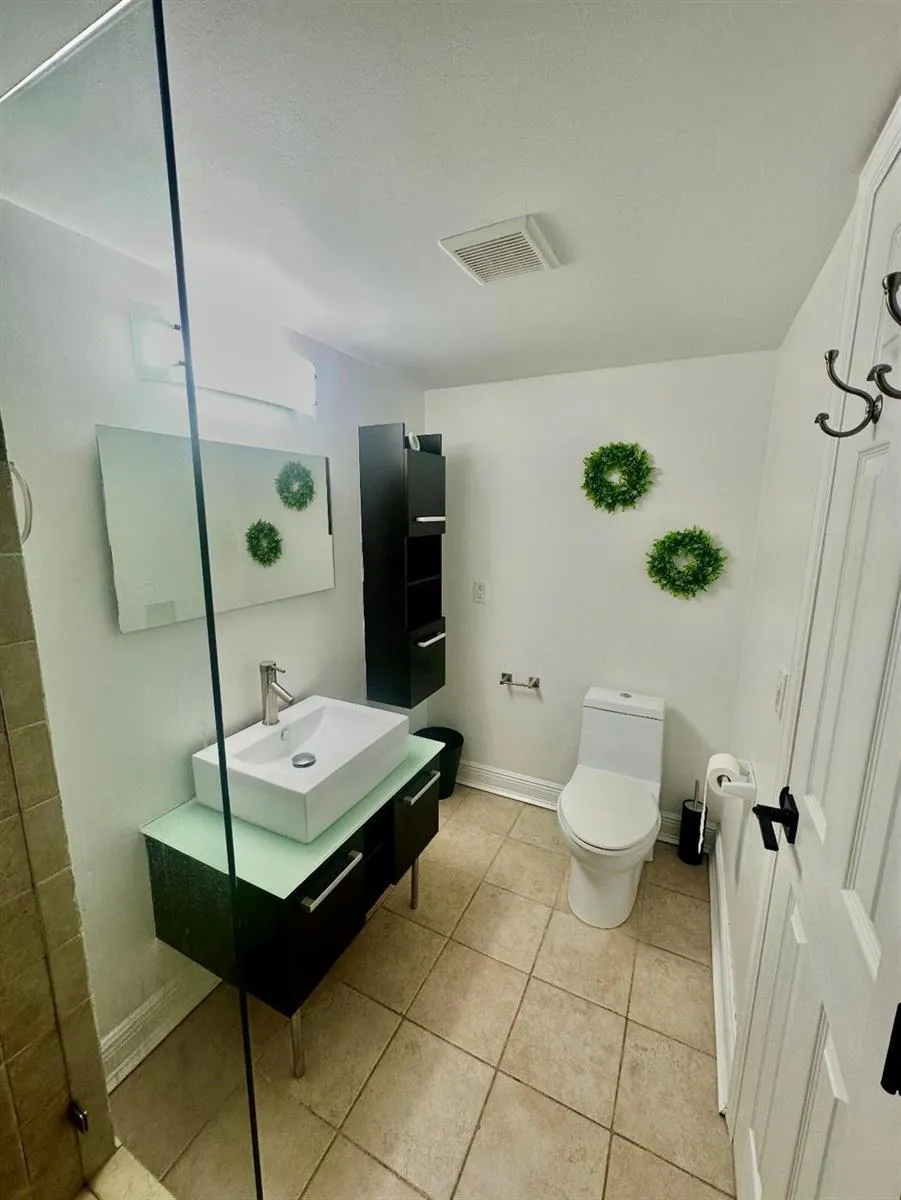 2750 NE 183rd Street #709 Aventura, FL 33160