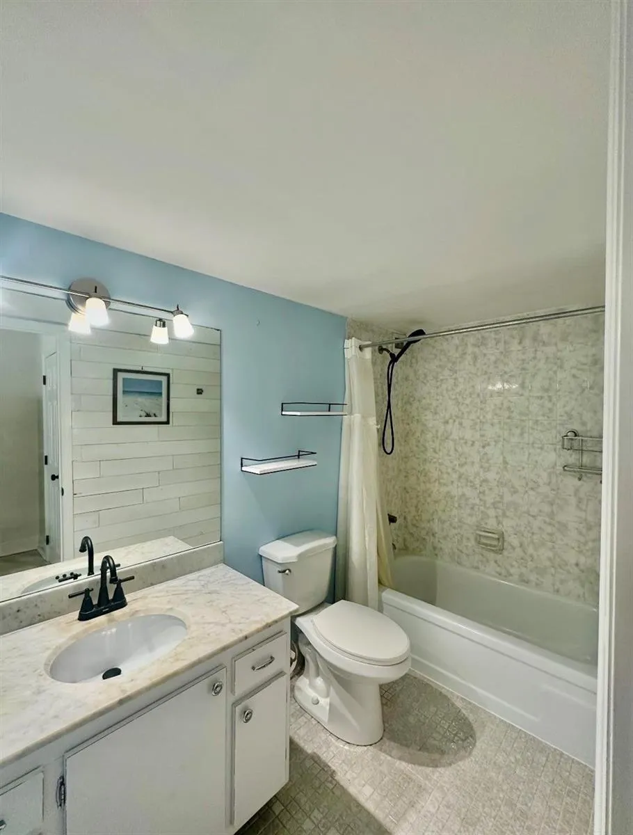 2750 NE 183rd Street #709 Aventura, FL 33160